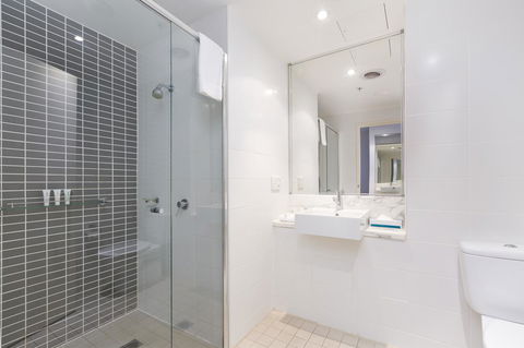 Sage Hotel Wollongong - Tourism Gold Coast 7