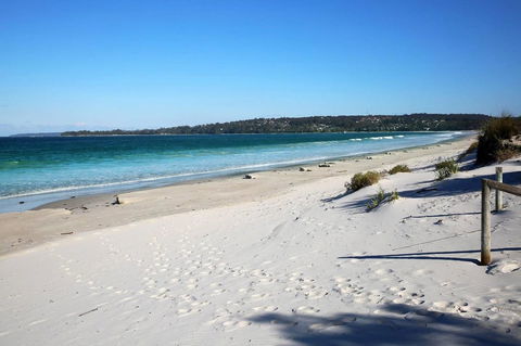 Jervis Bay Beach Shack I Pet Friendly - Tourism Gold Coast 17