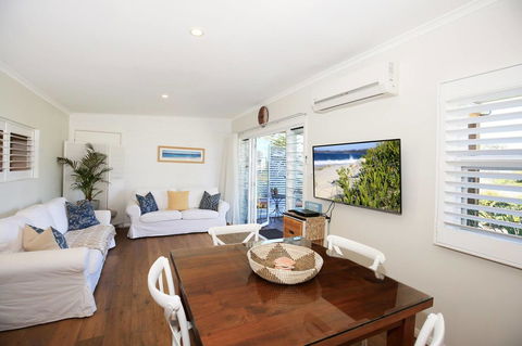 Jervis Bay Beach Shack I Pet Friendly - Tourism Gold Coast 0