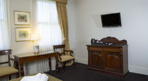 Royal Exhibition Hotel - Tourism Gold Coast 29