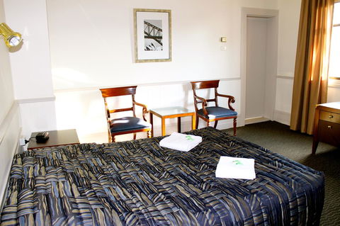 Royal Exhibition Hotel - Tourism Gold Coast 38