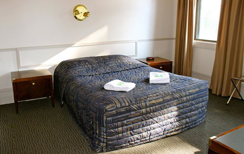 Royal Exhibition Hotel - Tourism Gold Coast 34