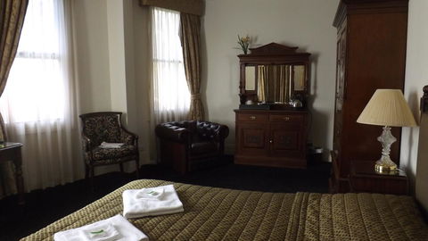Royal Exhibition Hotel - Tourism Gold Coast 42