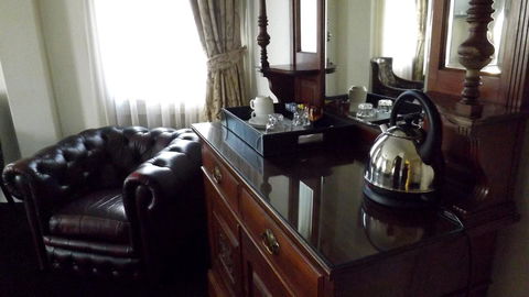 Royal Exhibition Hotel - Tourism Gold Coast 28