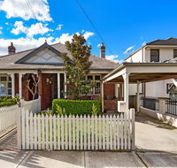 Drummoyne 3 Bedroom Home 62ALE - Tourism Gold Coast