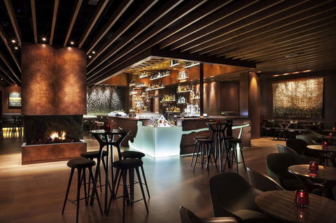 Four Seasons Hotel Sydney - Tourism Gold Coast 28