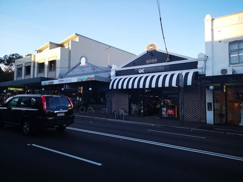 Newtown Cozy Stays - Tourism Gold Coast 21