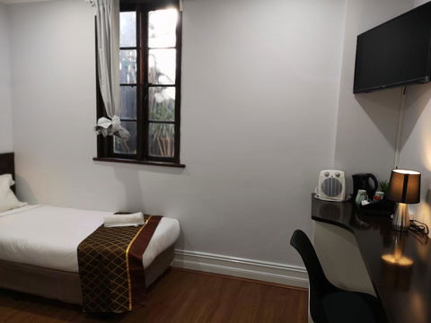 Newtown Cozy Stays - Tourism Gold Coast 36