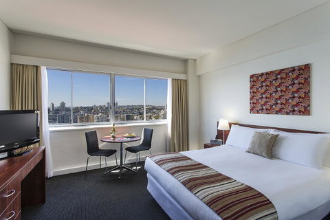Macleay Hotel - Tourism Gold Coast 9