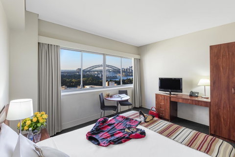 Macleay Hotel - Tourism Gold Coast 5