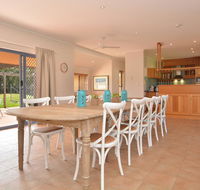 James Estate Guesthouse - Tourism Gold Coast