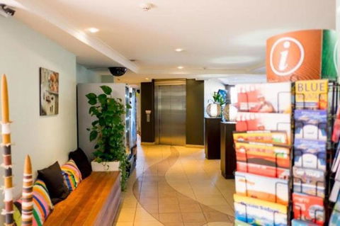 Hotel Hacienda - Tourism Gold Coast 3