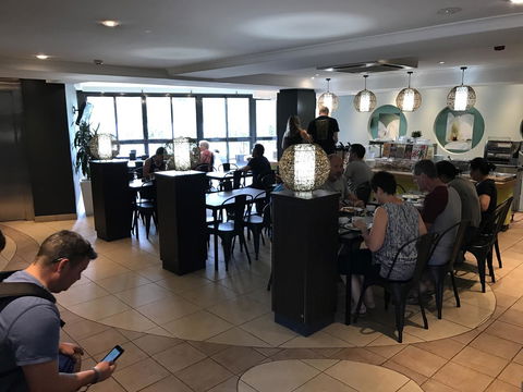 Hotel Hacienda - Tourism Gold Coast 8