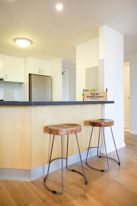 Vibrant Inner-city Living - Darling Harbour Fringe - Tourism Gold Coast 9