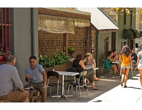 Vibrant Inner-city Living - Darling Harbour Fringe - Tourism Gold Coast 21