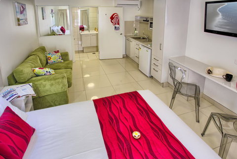 Hibiscus Motel - Tourism Gold Coast 37