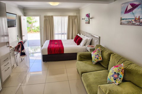 Hibiscus Motel - Tourism Gold Coast 38