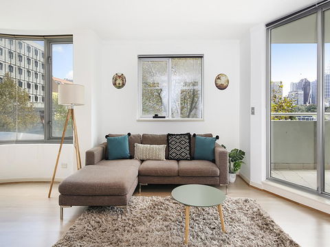 Lower Bridge And Sails - Executive 2BR Darlinghurst Apartment With Balcony And Rooftop Views - Tourism Gold Coast 4