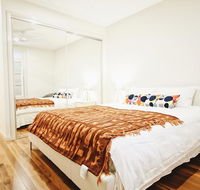 Cozy 5 Bed House in Sydney - Tourism Gold Coast