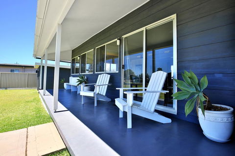 Glory @ Culburra - Absolute Beachfront - Pet & Family Friendly - Tourism Gold Coast 19
