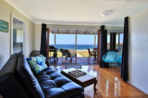 Glory @ Culburra - Absolute Beachfront - Pet & Family Friendly - Tourism Gold Coast 1