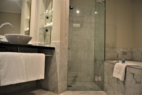 Radisson Blu Plaza Hotel Sydney - Tourism Gold Coast 40