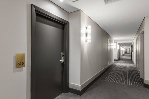 Radisson Blu Plaza Hotel Sydney - Tourism Gold Coast 31