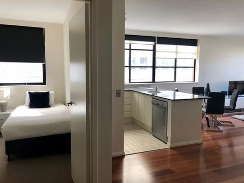 Wyndel Apartments - Apex North Sydney - Tourism Gold Coast 7