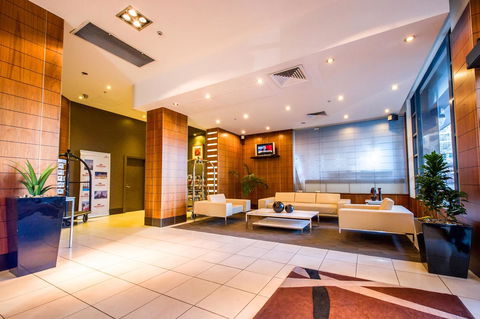 Seasons Harbour Plaza - Tourism Gold Coast 24