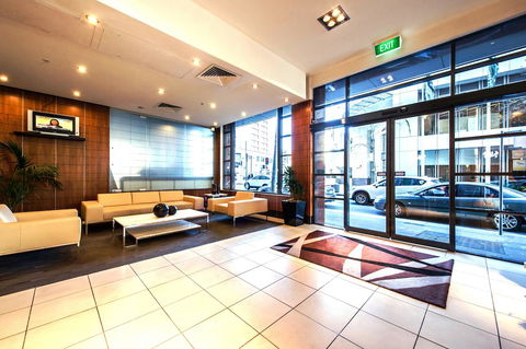 Seasons Harbour Plaza - Tourism Gold Coast 25