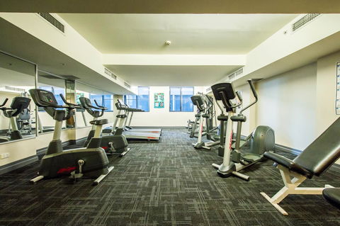 Seasons Harbour Plaza - Tourism Gold Coast 31