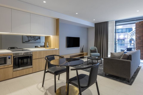 SKYE Suites Sydney - Tourism Gold Coast 17