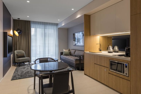 SKYE Suites Sydney - Tourism Gold Coast 25