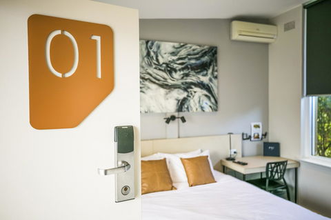Nightcap At Colyton Hotel - Tourism Gold Coast 29