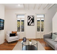 Walk to the city from this renovated heritage gem - Tourism Gold Coast