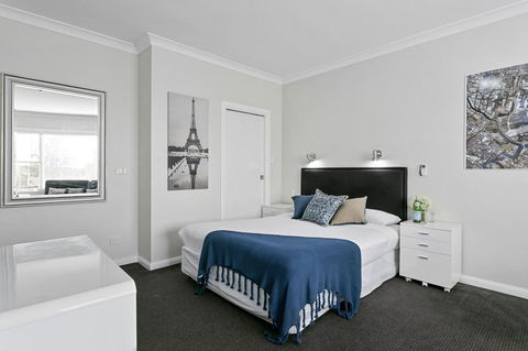 Airport Hotel Sydney - Tourism Gold Coast 9