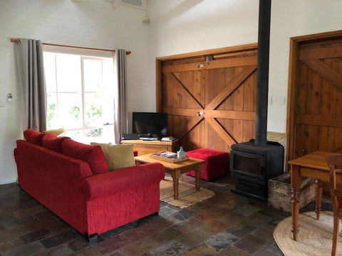 Arcadia - The Barn Cottage & Rosehill Cottage - Tourism Gold Coast 10