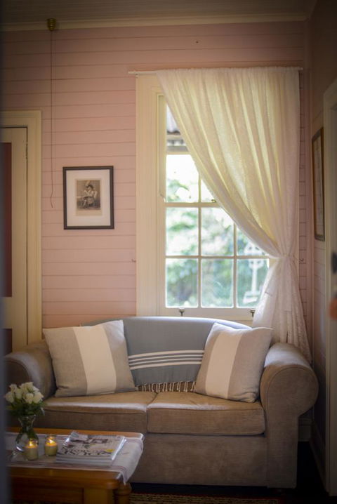 Arcadia - The Barn Cottage & Rosehill Cottage - Tourism Gold Coast 21