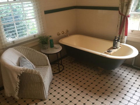 Arcadia - The Barn Cottage & Rosehill Cottage - Tourism Gold Coast 17