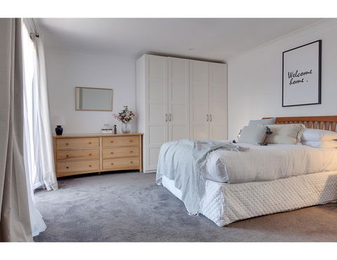 Spacious Cottage With Views, 10 Mins From The City - Tourism Gold Coast 1