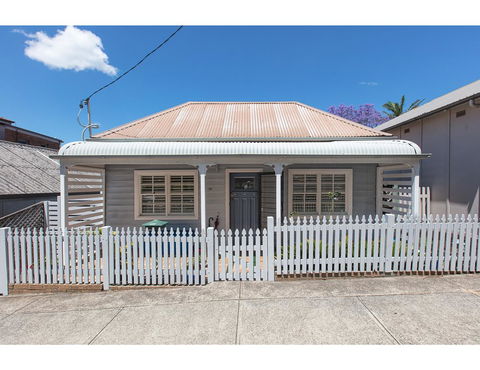 Spacious Cottage With Views, 10 Mins From The City - Tourism Gold Coast 19