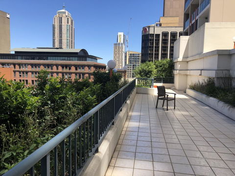 Lovely CBD Studio Next To Central , Haymarket, Chinatown - Tourism Gold Coast 3