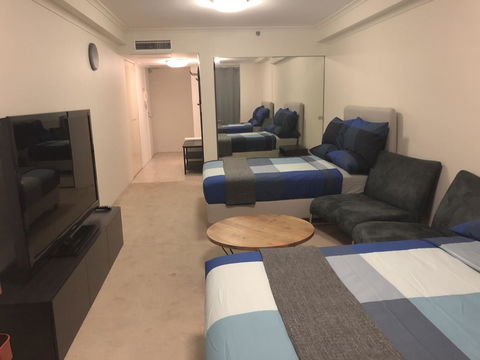 Lovely CBD Studio Next To Central , Haymarket, Chinatown - Tourism Gold Coast 1