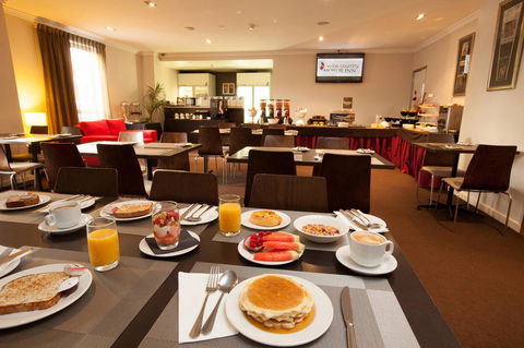 Wine Country Motor Inn - Gold Coast 9