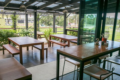 Alpha Hotel Eastern Creek - Tourism Gold Coast 8