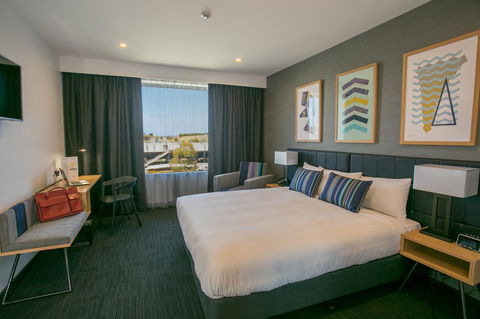 Alpha Hotel Eastern Creek - Tourism Gold Coast 0