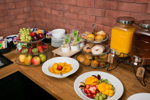 Alpha Hotel Eastern Creek - Tourism Gold Coast 17