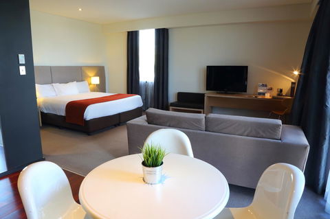 Alpha Hotel Eastern Creek - Tourism Gold Coast 22