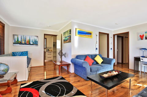Sandy Toes Beach House Jervis Bay - 2min To Beach - Tourism Gold Coast 5