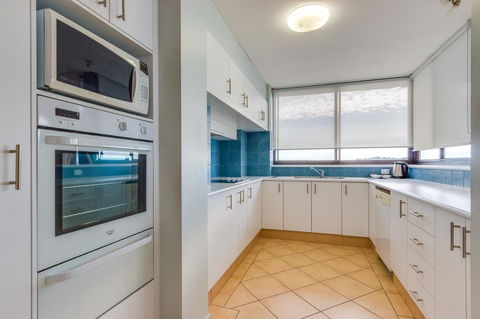 Pacific Towers Beach Resort - Tourism Gold Coast 39